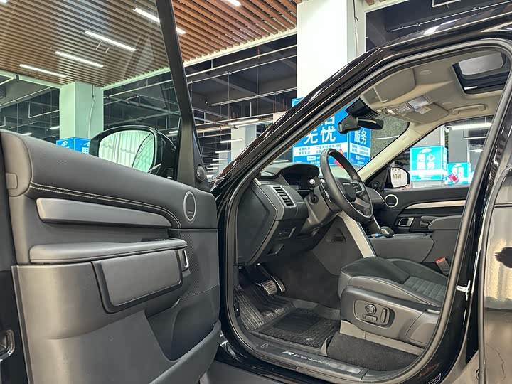 Фото 4 - Land Rover Discovery