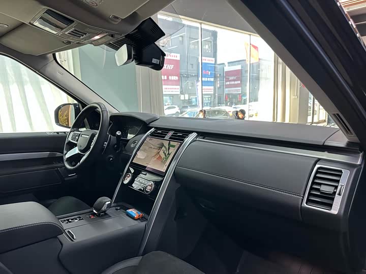 Фото 8 - Land Rover Discovery