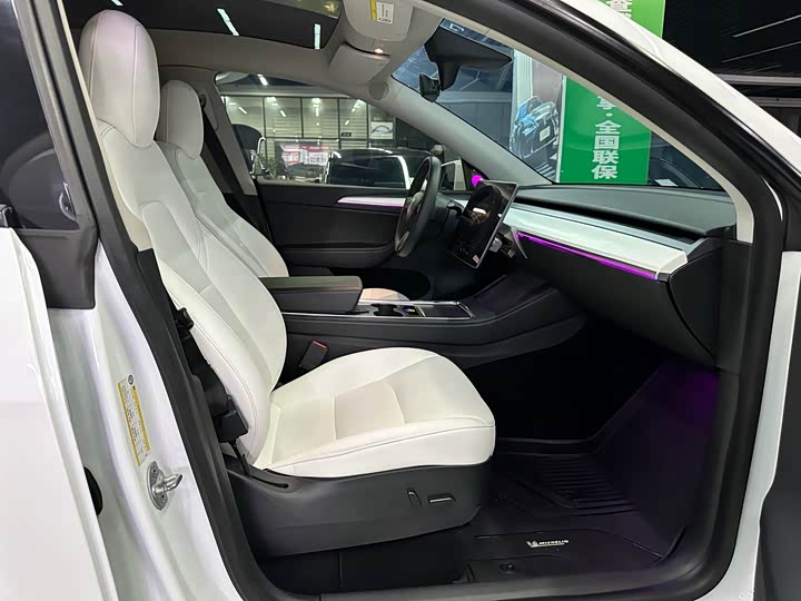 Фото 9 - Tesla Model Y