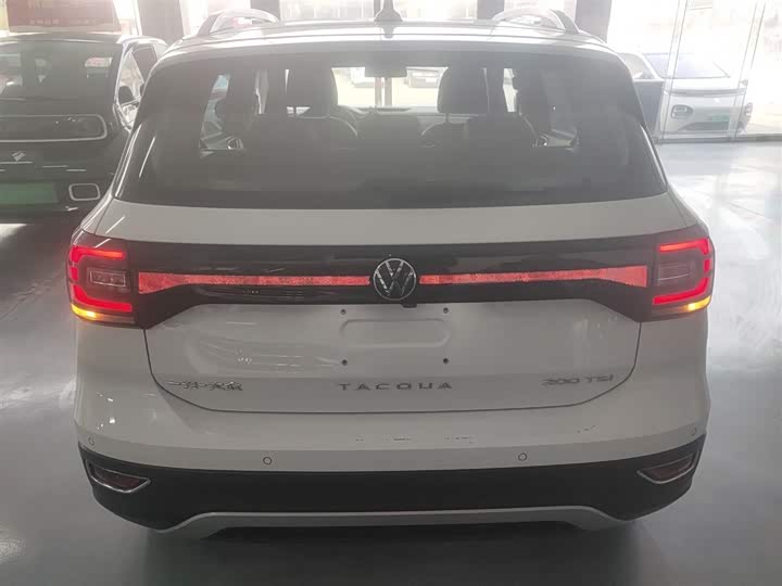 Фото 6 - Volkswagen Tacqua