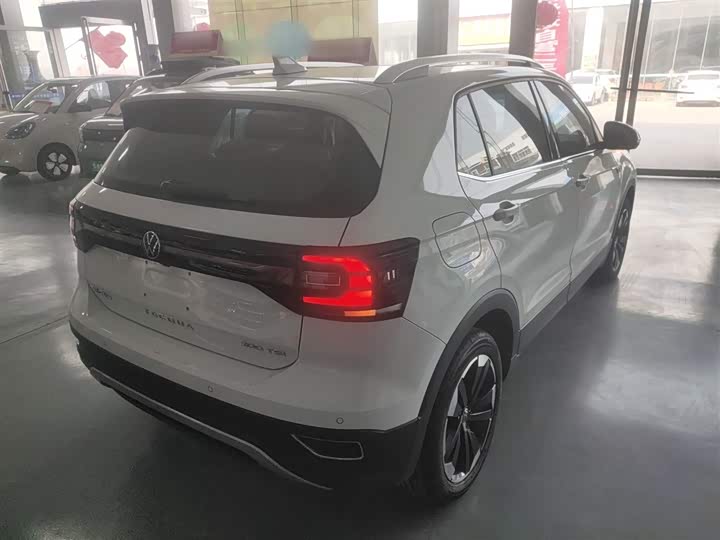 Фото 7 - Volkswagen Tacqua