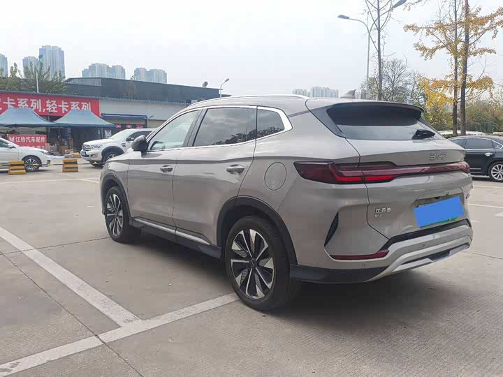 Фото 5 - BYD Song Plus Hybrid/EV