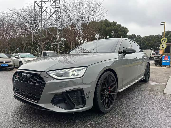 Фото 3 - Audi S4