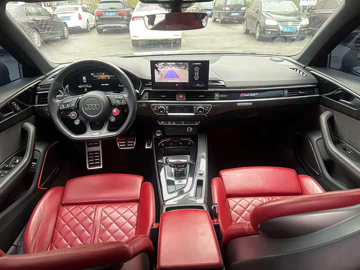 Фото 5 - Audi S4