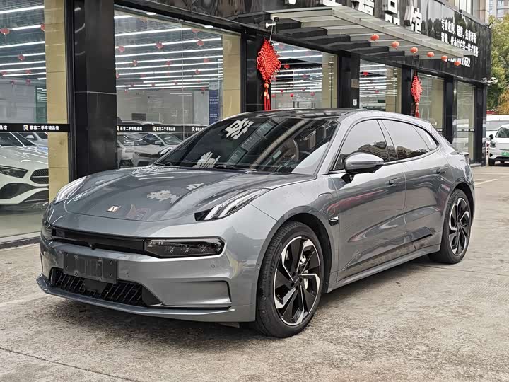 Фото 1 - Zeekr 001