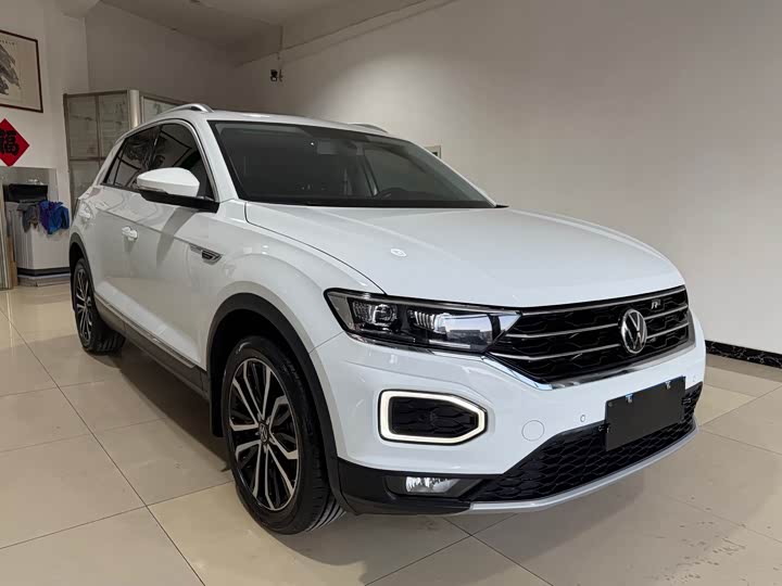Фото 3 - Volkswagen T-Roc