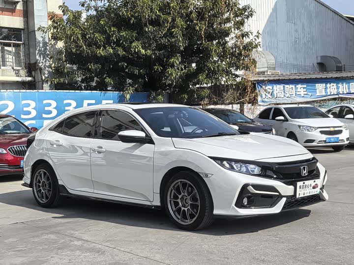 Фото 3 - Honda Civic