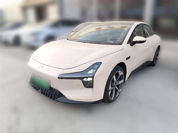 Фото 1 - XPeng Mona M03