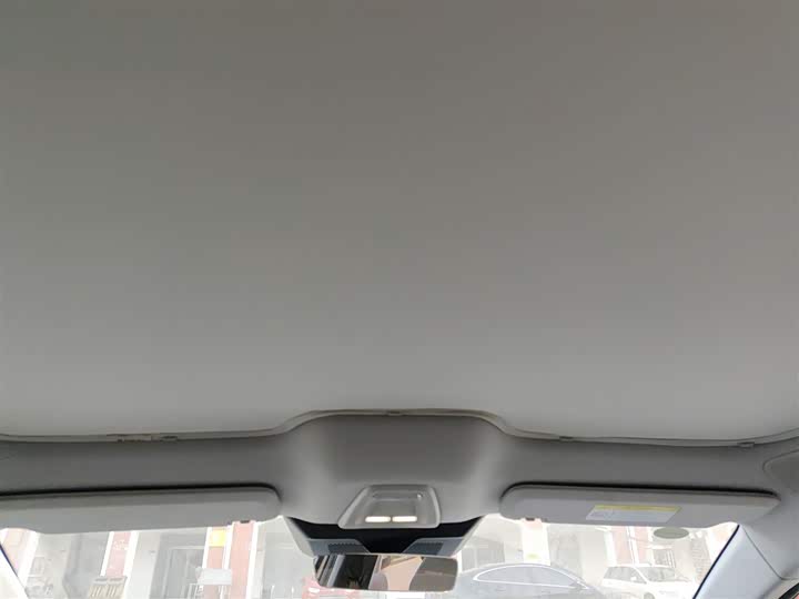 Фото 9 - XPeng Mona M03