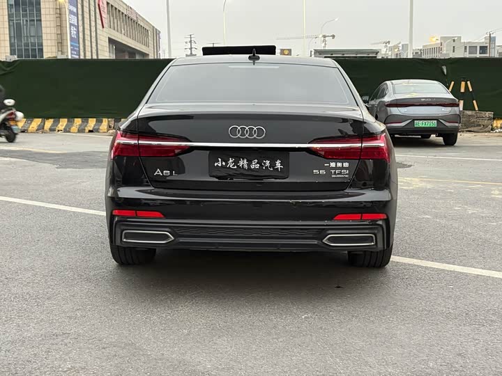 Фото 5 - Audi A6L