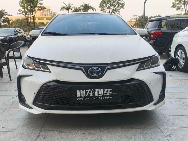 Фото 3 - Toyota Corolla