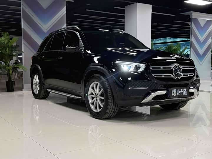 Фото 1 - Mercedes-Benz GLE-Class