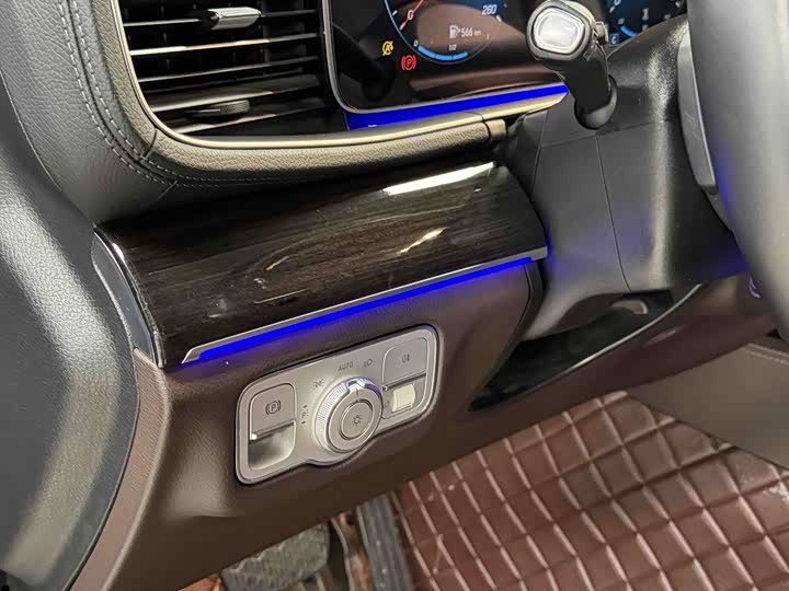 Фото 5 - Mercedes-Benz GLE-Class