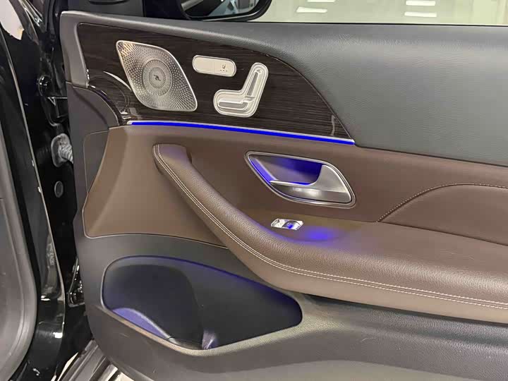 Фото 8 - Mercedes-Benz GLE-Class