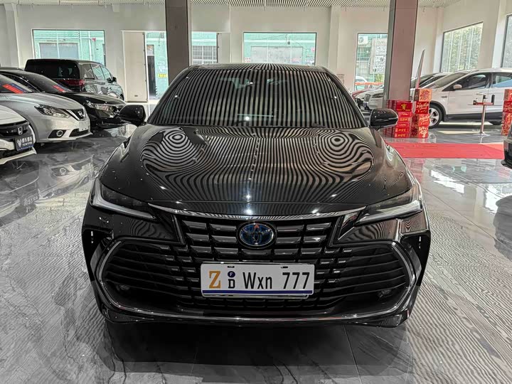 Фото 3 - Toyota Avalon