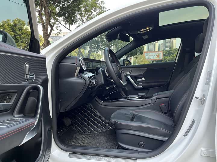 Фото 5 - Mercedes-Benz A-Class