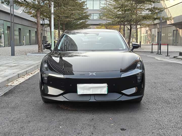 Фото 2 - XPeng Mona M03