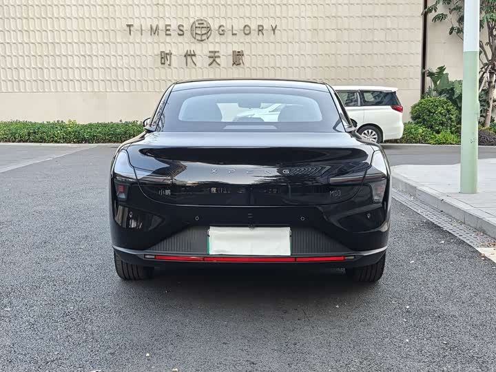 Фото 3 - XPeng Mona M03