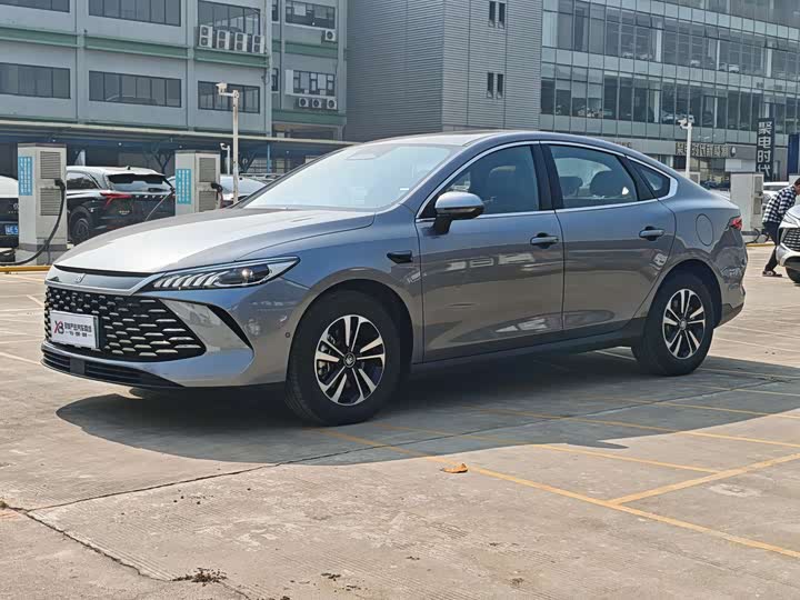 Фото 1 - BYD Qin Plus