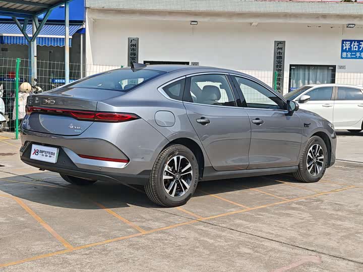 Фото 4 - BYD Qin Plus