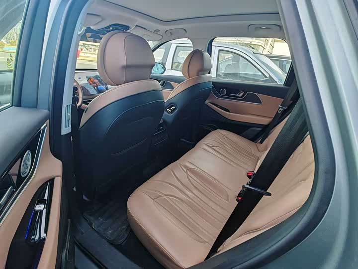 Фото 3 - Chery Tiggo 8L