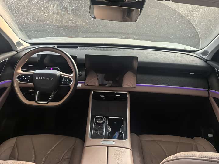 Фото 8 - Chery Tiggo 8L