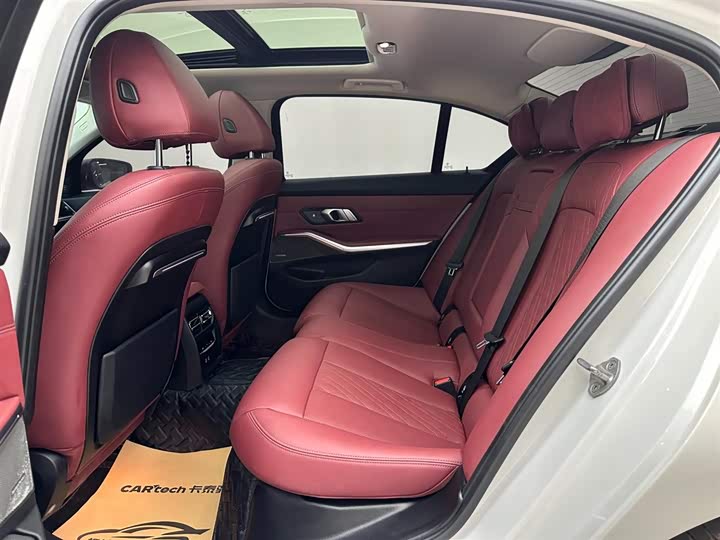 Фото 9 - BMW 3 Series