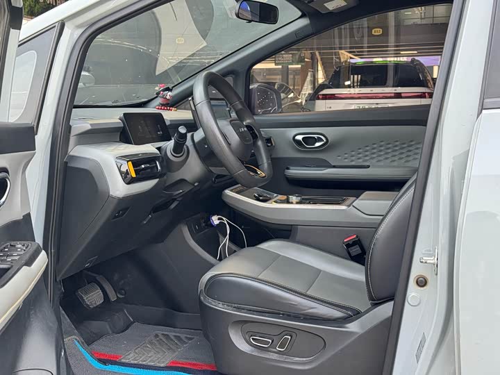 Фото 6 - GAC Aion Y