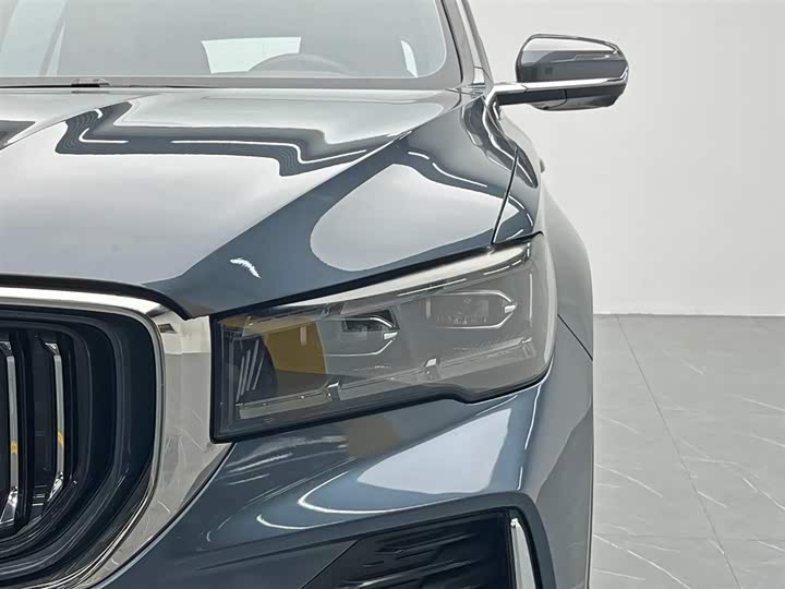 Фото 9 - Geely Monjaro