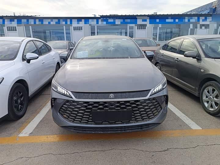 Фото 3 - BYD Qin Plus