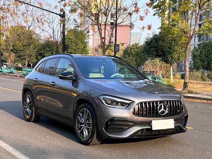 Фото 3 - Mercedes-Benz GLA-Class AMG