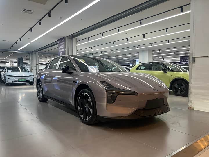 Фото 2 - XPeng Mona M03