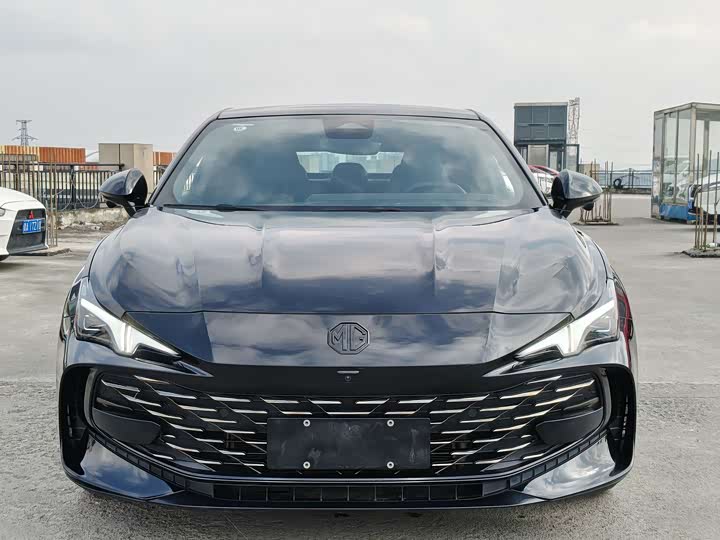 Фото 2 - MG Motor 7