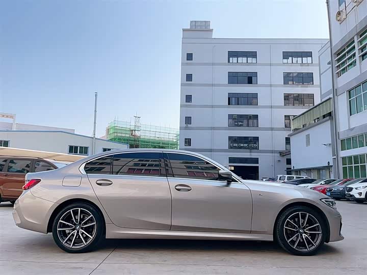 Фото 3 - BMW 3 Series