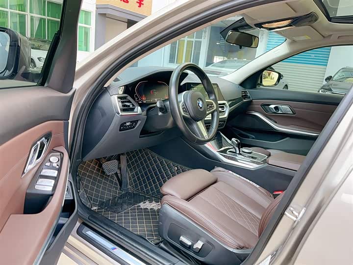 Фото 6 - BMW 3 Series