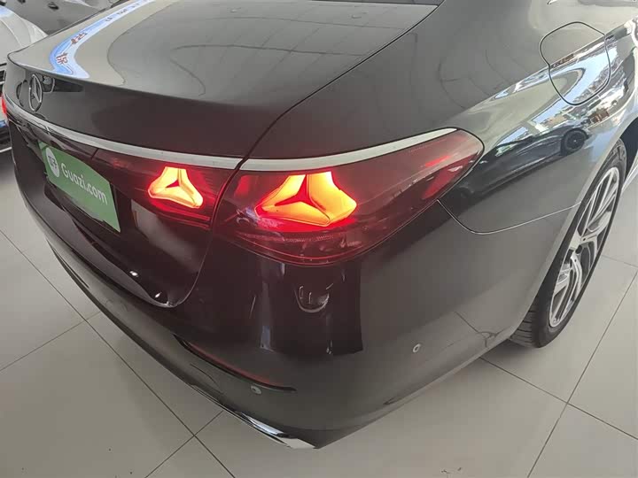 Фото 8 - Mercedes-Benz E-Class