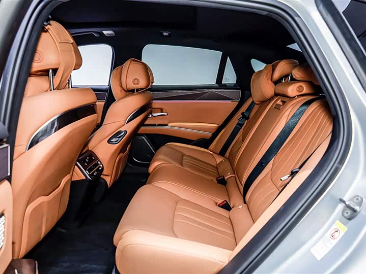 Фото 8 - BYD Han L