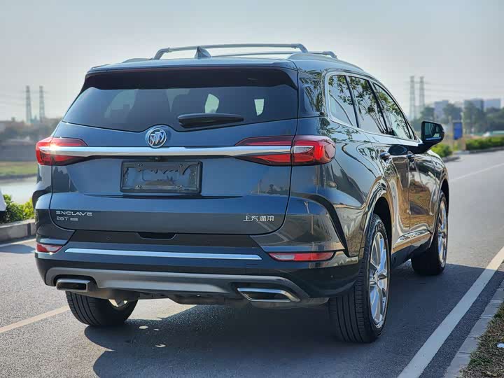 Фото 5 - Buick Enclave