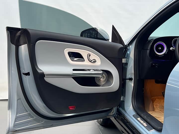 Фото 3 - Mercedes-Benz CLA-Class EV