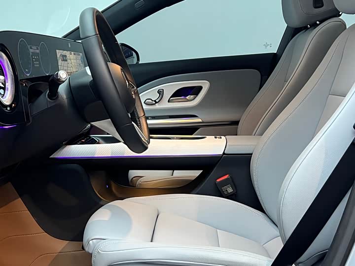 Фото 4 - Mercedes-Benz CLA-Class EV