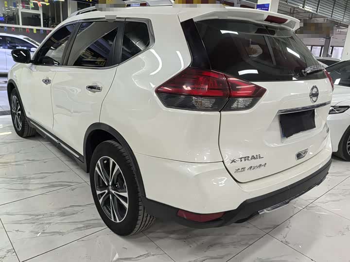 Фото 4 - Nissan X-Trail