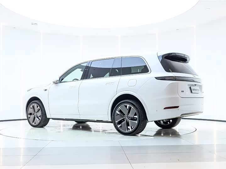 Фото 8 - LiXiang L9