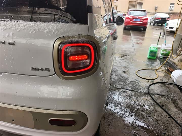 Фото 8 - Bestune Pony