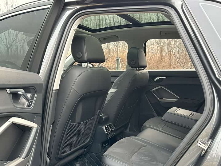 Фото 7 - Audi Q3