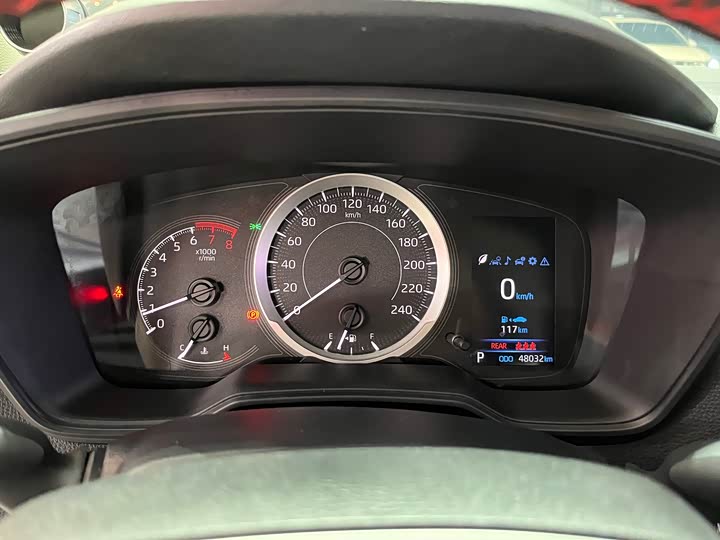 Фото 9 - Toyota Corolla