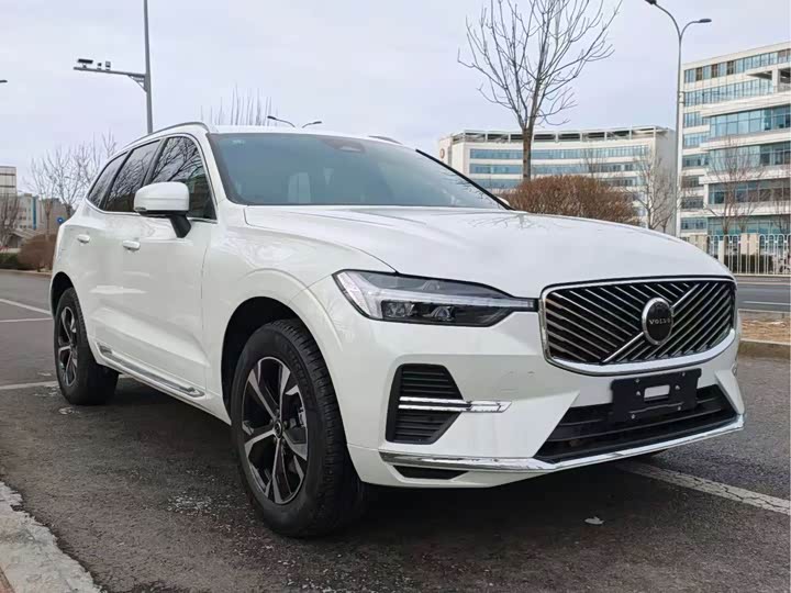 Фото 2 - Volvo XC60