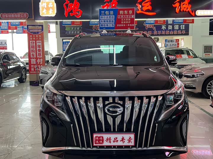 Фото 2 - GAC Trumpchi M8
