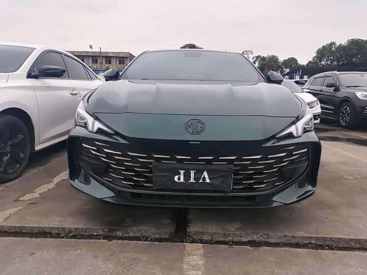 Фото 2 - MG Motor 7