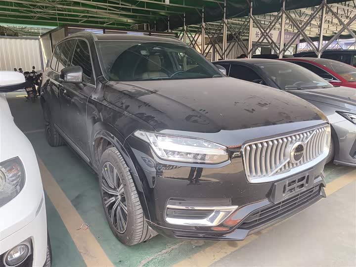 Фото 4 - Volvo XC90