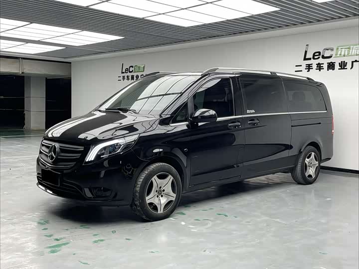 Фото 1 - Mercedes-Benz Vito